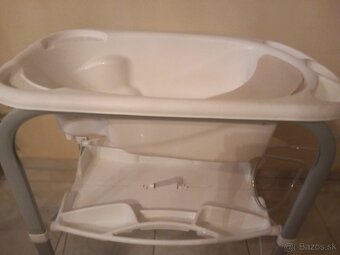 Vanička a prebaľovací pult v jednom - 2