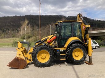 CAT 444 Traktorbáger / Rýpadlo 2021 - 2