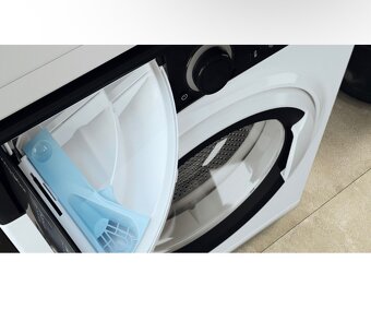 Práčka Whirlpool - 2