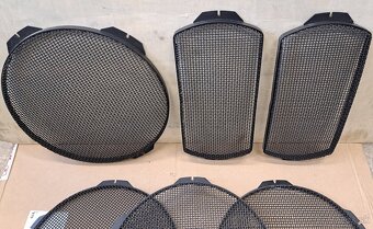 TESLA - OCHRANNÉ KRYTY REPRO - 2