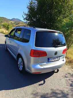 VW Touran - 2