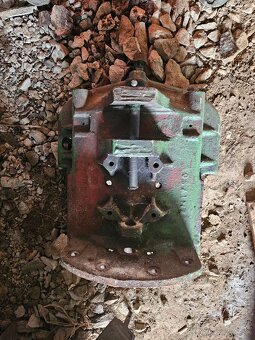 Zetor 25 diely - 2