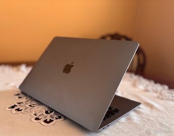 M1 MacBook Air 13 2020 / Blokovany - 2