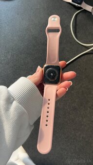 Apple Watch series 5, 40mm - 2