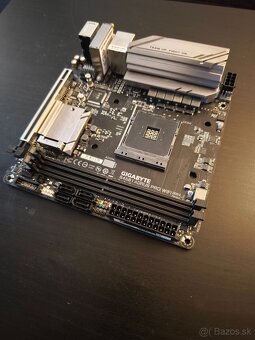 GIGABYTE B450 I AORUS PRO WiFi - 2