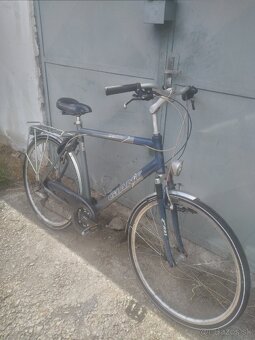 Cestný bicykel. - 2