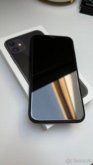 iPhone 11 64GB - 2