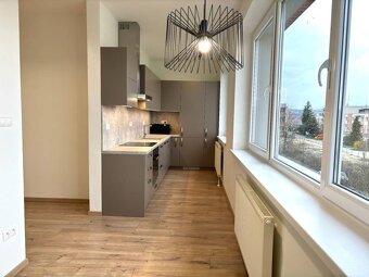 Na predaj 3 izb. byt, 86 m², Trenčín, ul. Zlatovská - 2