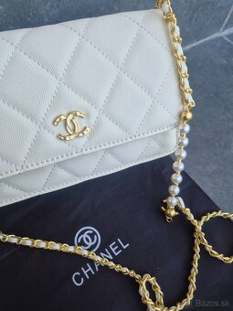 Nova luxusna kožena Chanel WOC biela - 2