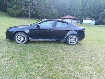 Predám alfa Romeo 159 - 2