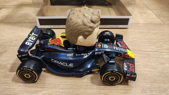Max Verstappen - funko pop formula + podpis karta - 2