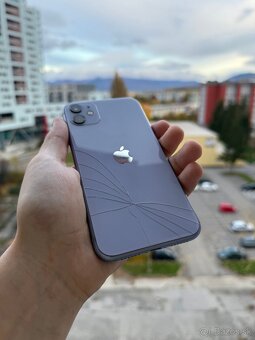 📱 Predám iPhone 11, 64 GB – fialový - 2