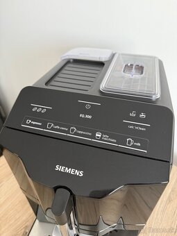 Automatický kávovar Siemens EQ300 - 2