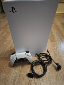 PlayStation 5 s mechanikou - 2