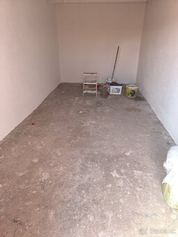 Predám garáž na Včelinci - 2