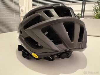 Cyklistická prilba - Giro AGILIS MIPS (M - 55 - 59cm) - 2