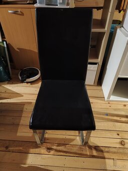 Jedálenské stoličky - 2