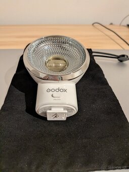 Godox Lux Retro Flash Elf - 2