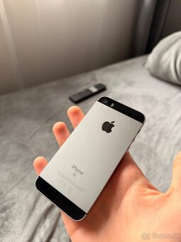 Apple Iphone SE 2016 - 2