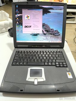 Acer TravelMate 230 - 2