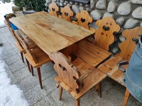 Drevený stôl s lavicou a stoličkami - 2