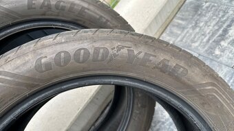 Letné pneu GoodYear 235/50 R19 - 2