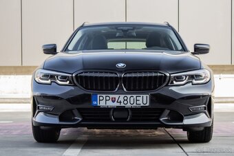 BMW Rad 3 Touring 330d xDrive A/T - 2