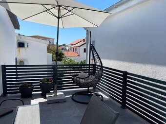 Dom s 2 apartmánmi a garážou, Chorvátsko VIR - 2