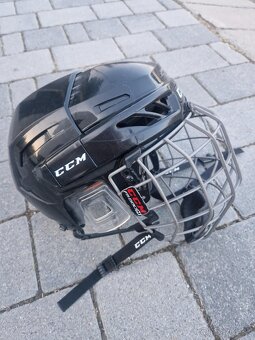 Juniorská hokejová prilba CCM - 2