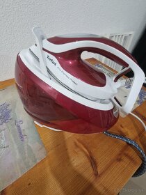 Parný generátor Tefal Pro Express Protect GV9220E0
- 2