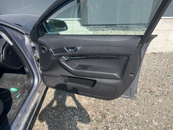 Audi A6 2.0 TDI 2006 - rozpredam na nahradne diely - 2