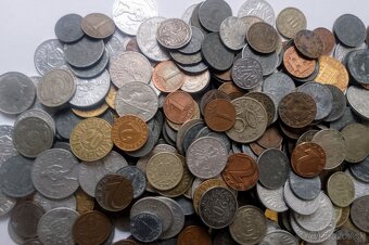 1kg mincí Rakúska. - 2