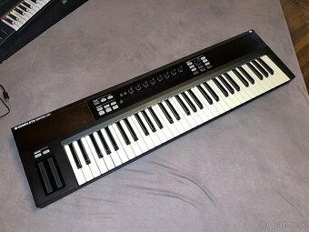 NI Komplete Kontrol S61 - 2