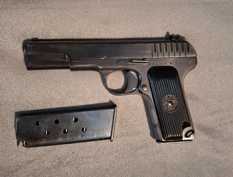 Tokarev TT33 - 2