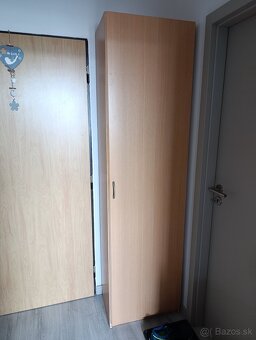Vešiaková stena + botníky + zrkadlo - 2