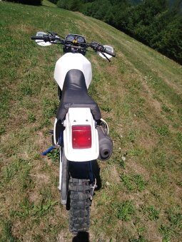 Suzuki dr 650 a - 2