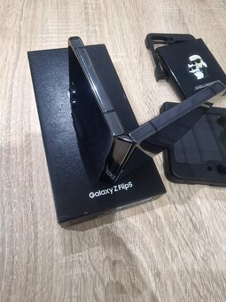 Samsung galaxy Zflip5 - 2