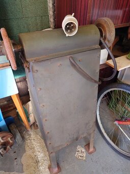 Dvojkotúčová brúska - 2