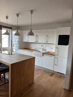 Dvojizbový byt s dvoma terasami a garážou - Ružinov / Trnávk - 2