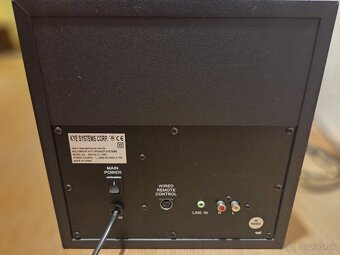 Predám reproduktory a subwoofer Genius SW-Flat 2.1 - 2