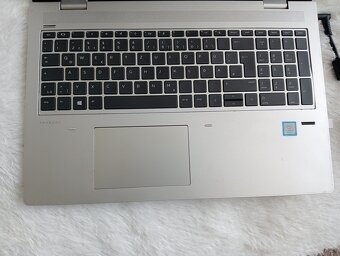 rozpredám funkčný notebook Hp probook 650 g4 - 2