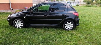 Peugeot 206 1,4 benzín, 55kW - 2