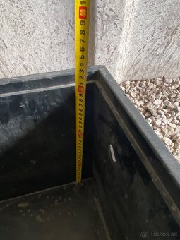 Ponúkam na predaj plastové debničky. - 2