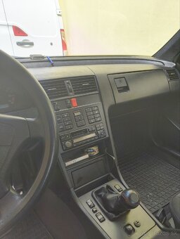 Mercedes w202 Esprit 2.0 benzín - 2