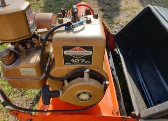 Vretenova kosačka Husqvarna - 2
