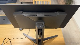 OLED 27” monitor: ASUS ROG Swift OLED PG27AQDM - 2