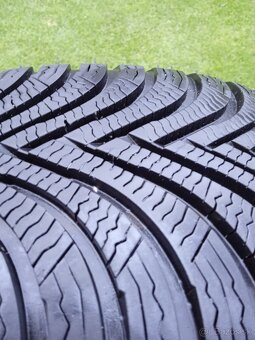 215/65 r17 zimné pneu.8 mm  DOT.3523 - 2
