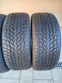 215/45R18 zimne Nokian - 2