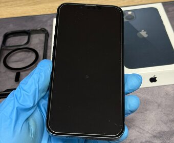 Apple iPhone 13 128 GB Midnight / nová Apple batéria - 2