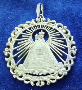 Staré strieborné šperky, prívesky, brošne - 2